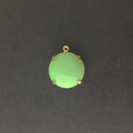 Vintage Opaque Green Glass Stones in 1 Loop Brass Settings 20mm (1) rnd015B