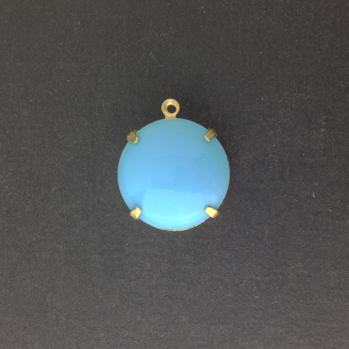 Vintage Opaque Blue Glass Stones 1 Loop Brass Settings 20mm (1) rnd015D