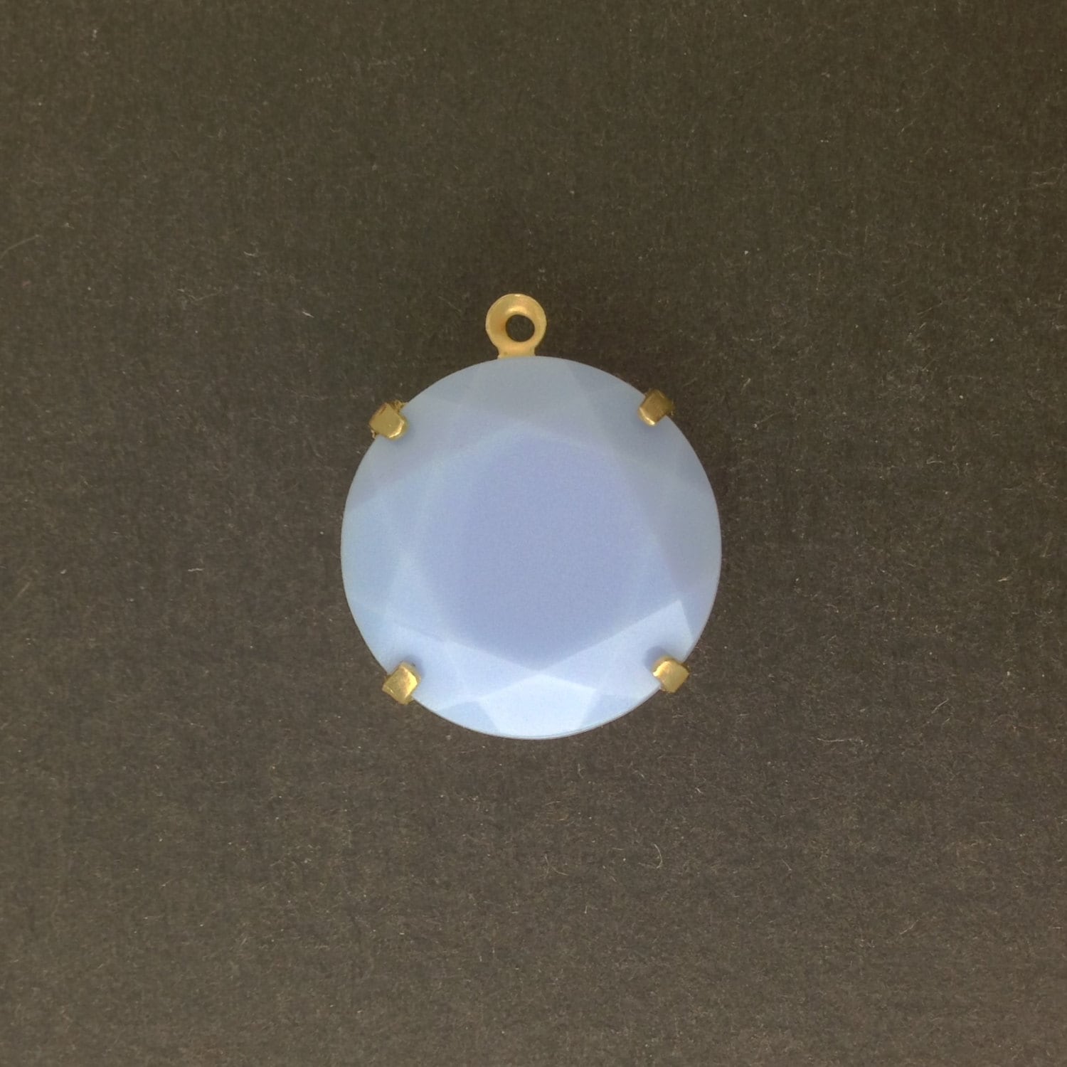 Vintage Opaque Periwinkle Faceted Glass Stone 1 Loop Brass Setting 20mm (1) rnd016F