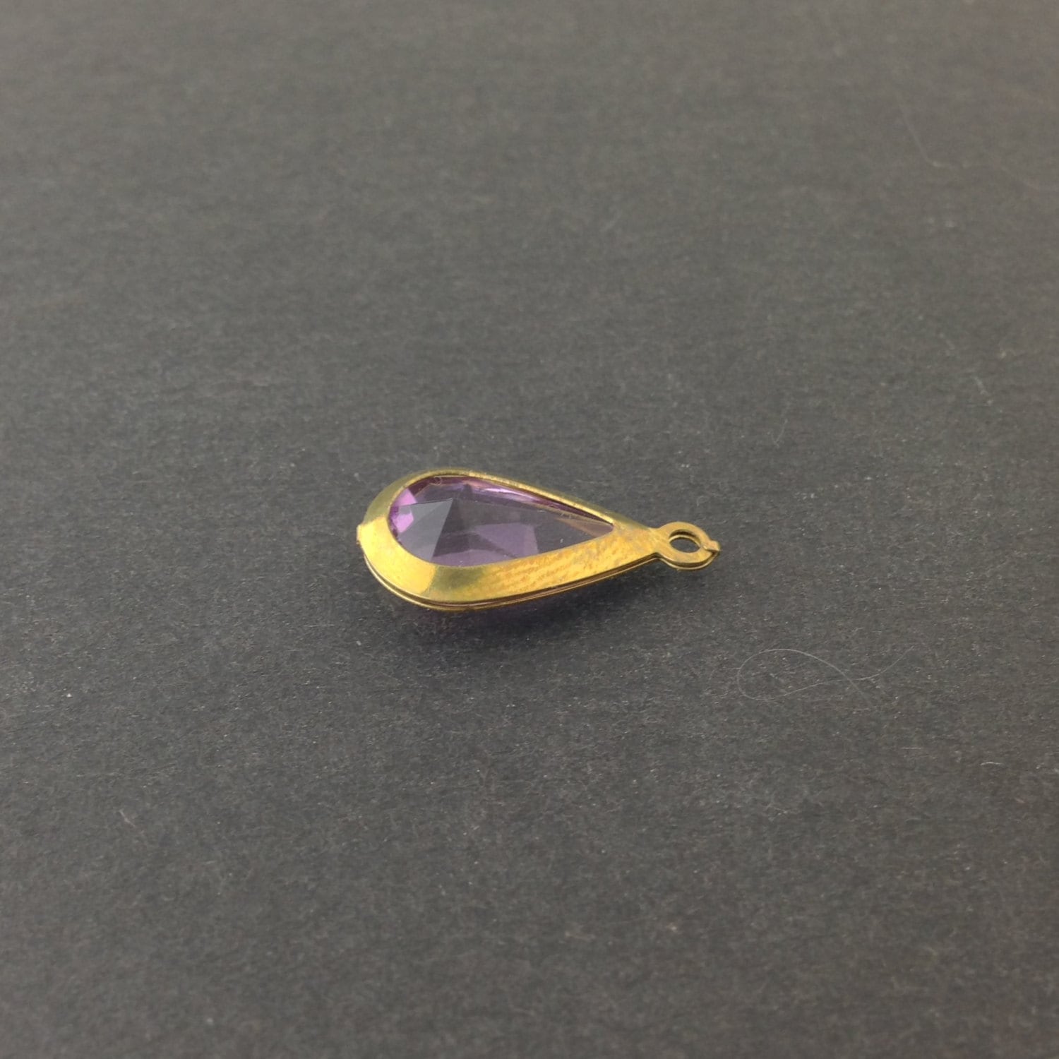 Vintage Acrylic Light Amethyst Brass Frame Set Teardrop Charms cha004J