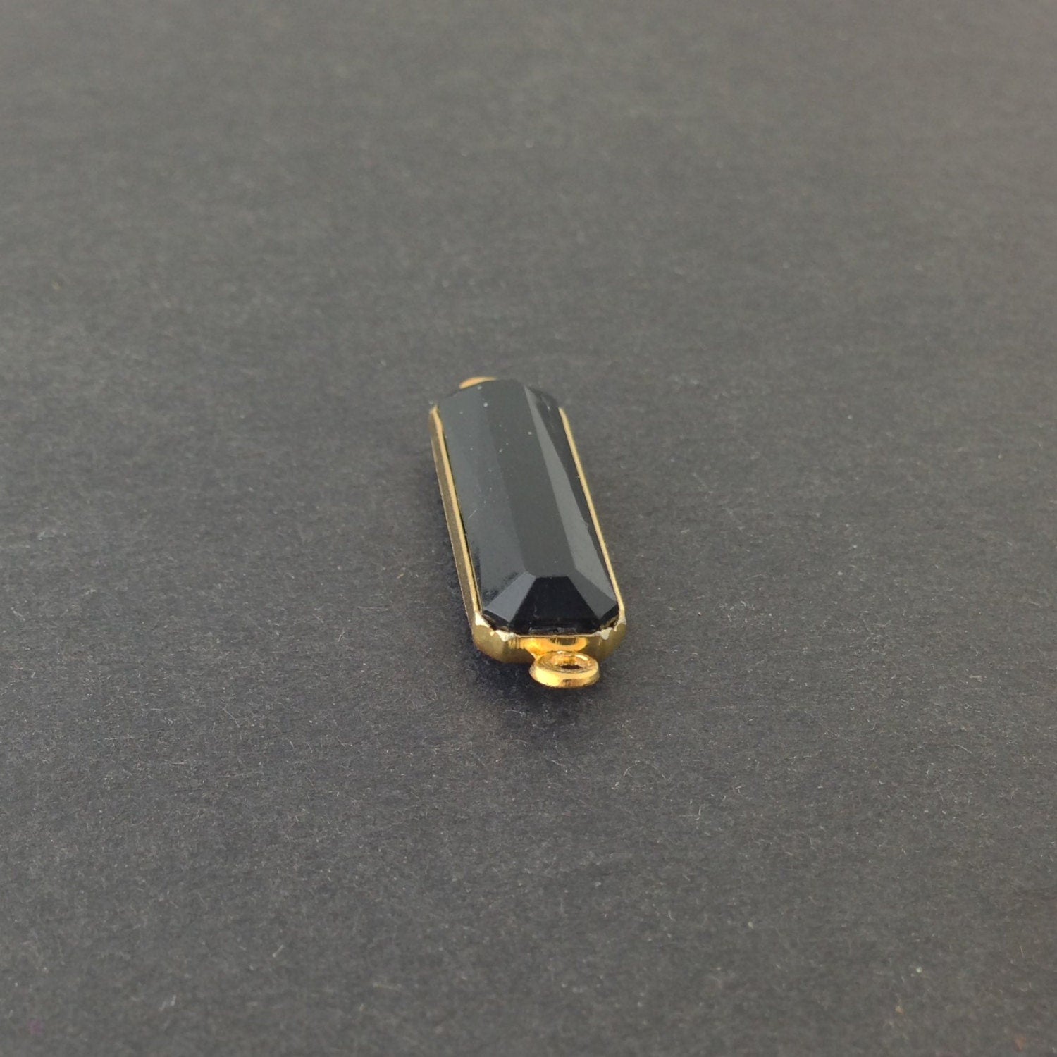 2 Loop Vintage Black Acrylic Faceted Channel Set Rectangle Drops 8x25mm (6) chr068L