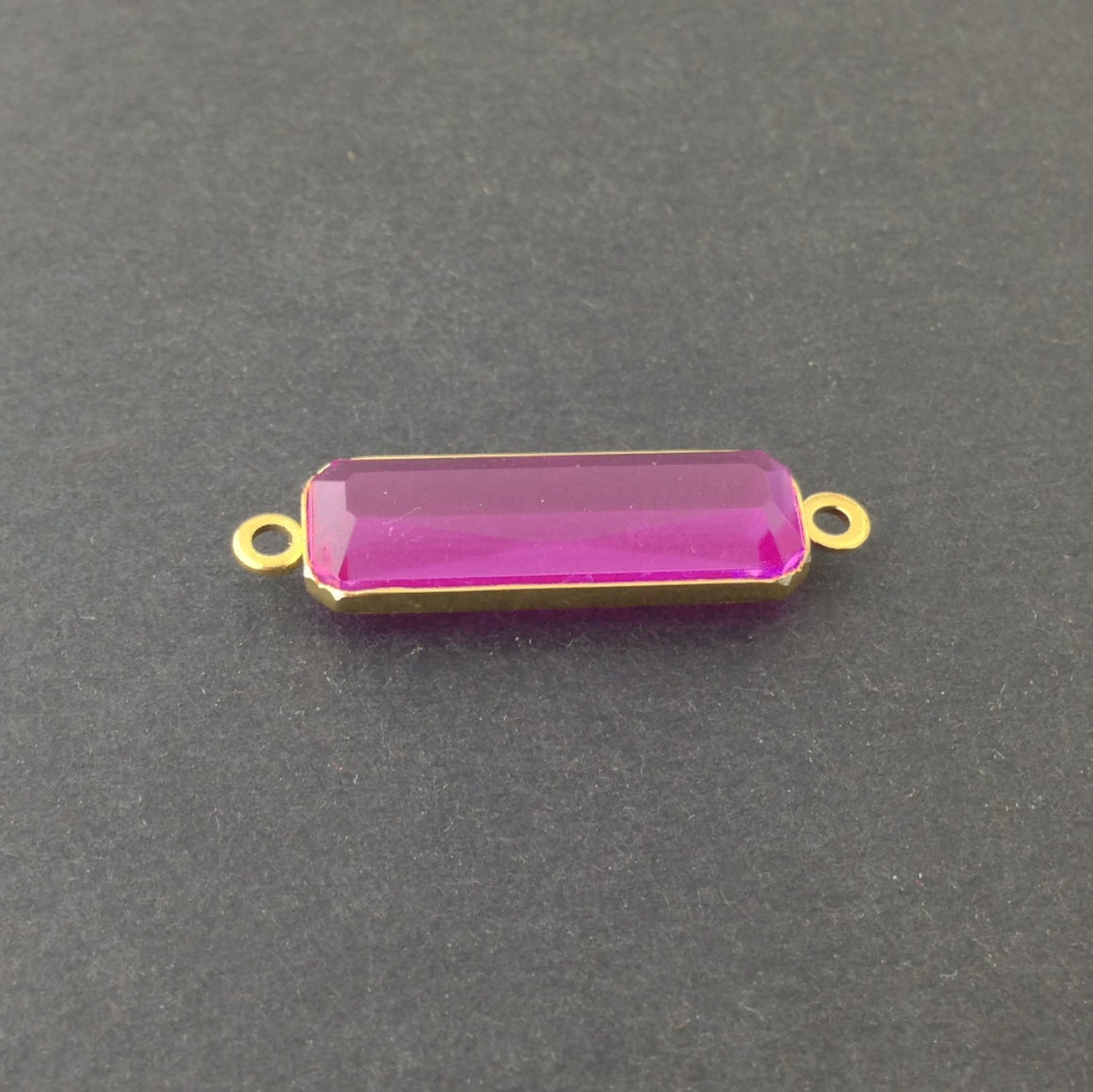 2 Loop Vintage Light Amethyst Acrylic Faceted Channel Set Rectangle Drops 8x25mm (6) chr068M