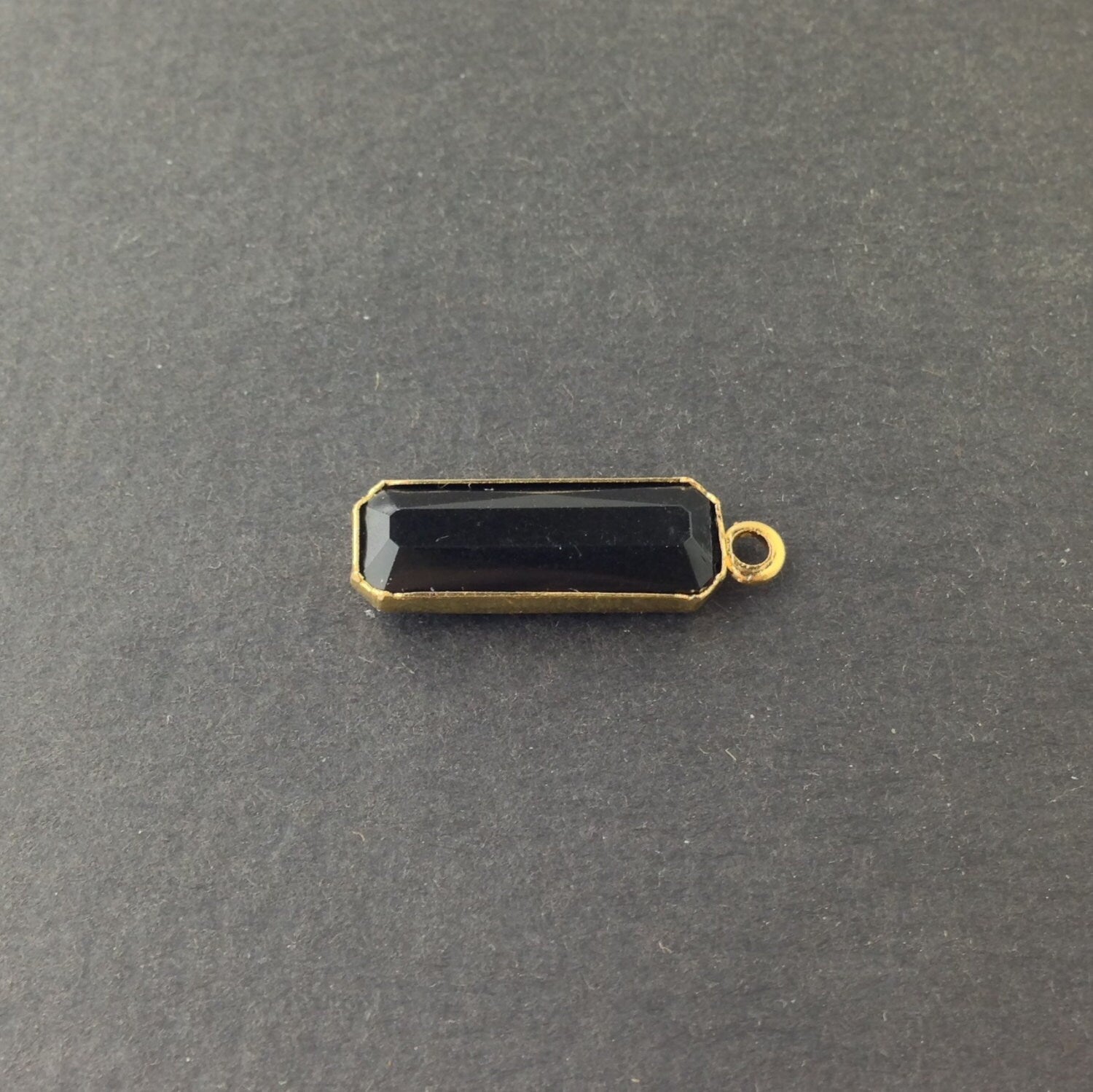 1 Loop Vintage Black Acrylic Faceted Channel Set Rectangle Drops 8x20mm (6) chr068BB