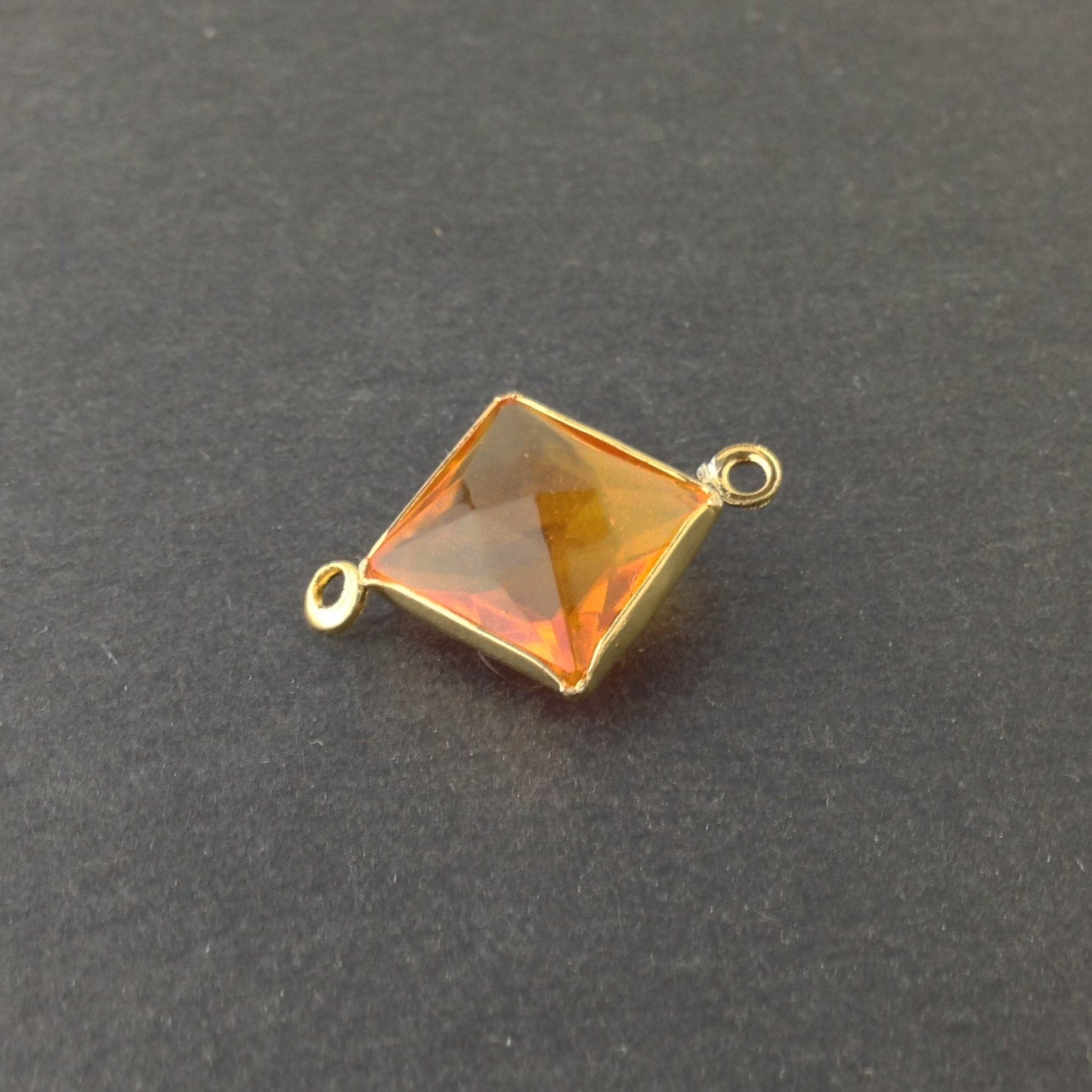 2 Loop Vintage Topaz Acrylic Faceted Channel Set Square Drops 14mm (6) chr087B
