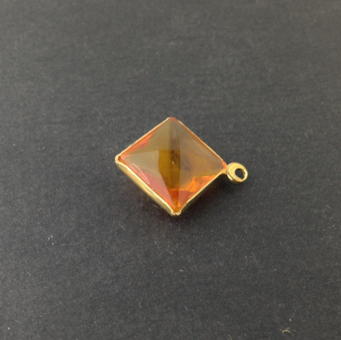 1 Loop Vintage Topaz Acrylic Faceted Channel Set Square Drops 14mm (6) chr087L