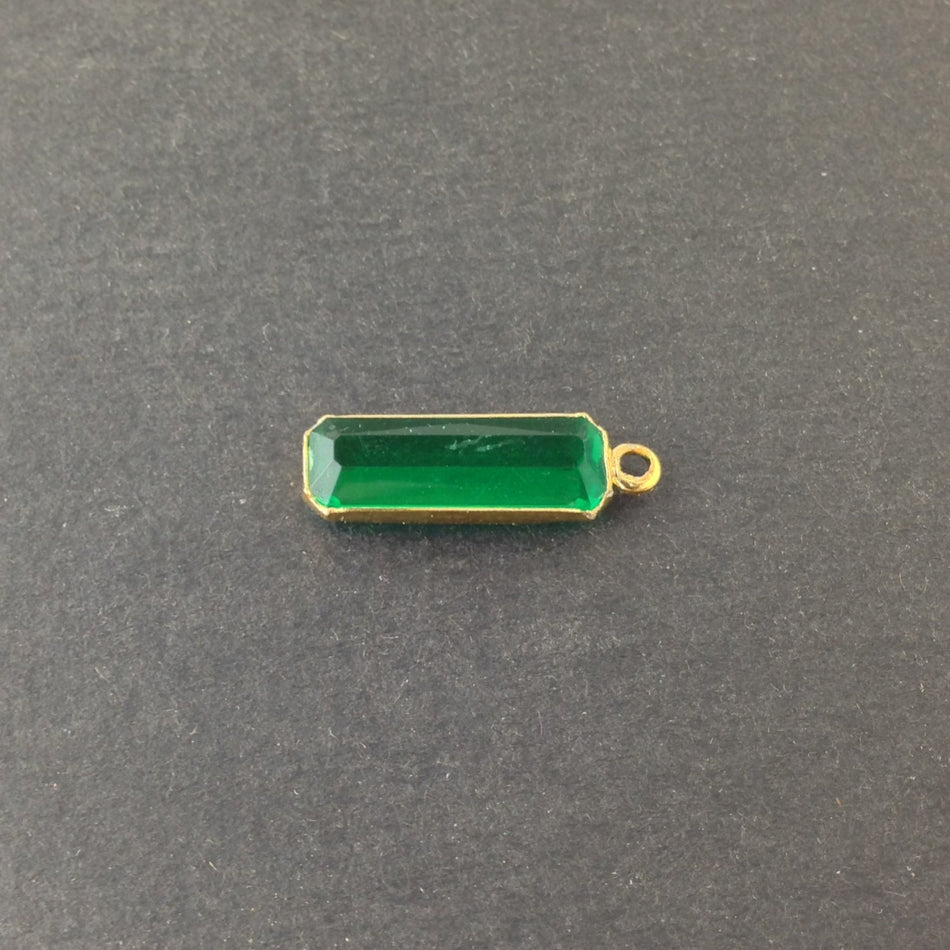 1 Loop Vintage Emerald Acrylic Faceted Channel Set Rectangle Drops 8x20mm (6) chr068AA