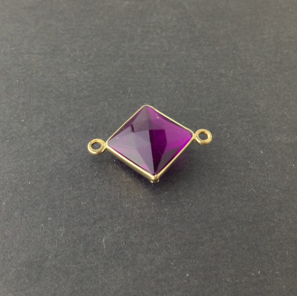 2 Loop Vintage Purple Acrylic Faceted Channel Set Square Drops 14mm (6) chr087E