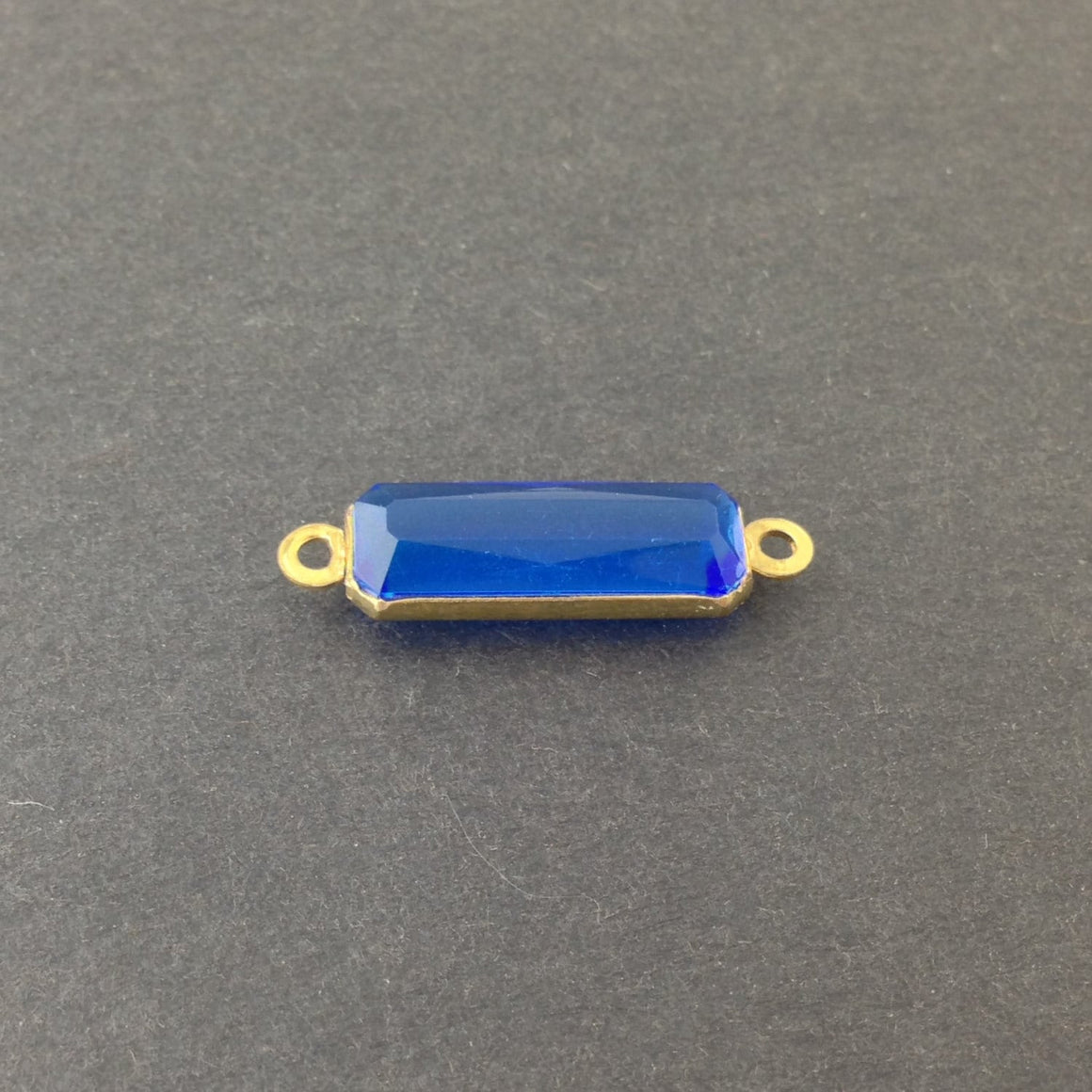 2 Loop Vintage Sapphire Acrylic Faceted Channel Set Rectangle Drops 7x19mm (6) chr068B