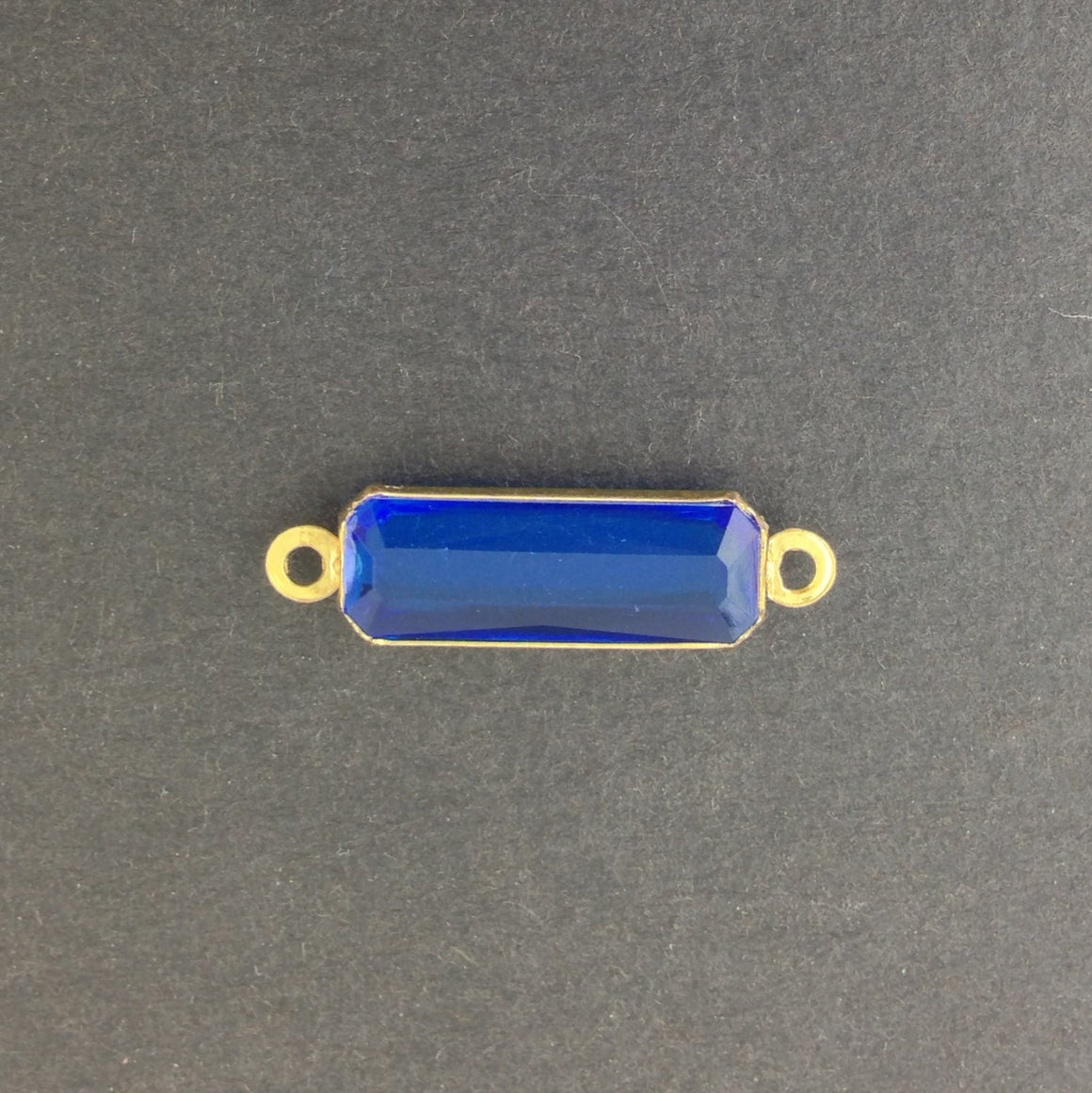 2 Loop Vintage Sapphire Acrylic Faceted Channel Set Rectangle Drops 7x19mm (6) chr068B