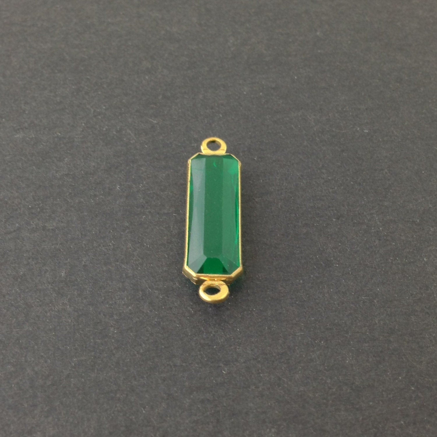 2 Loop Vintage Emerald Acrylic Faceted Channel Set Rectangle Drops 7x19mm (6) chr068E