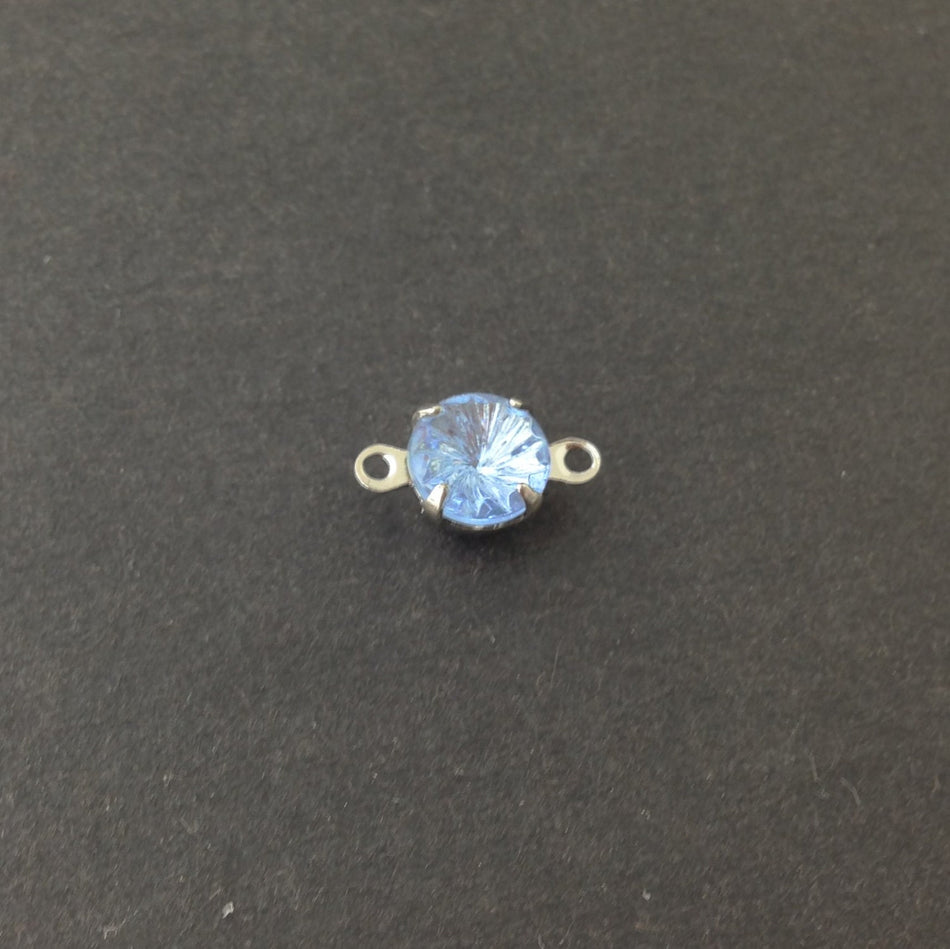 Vintage Etched Swirl Light Sapphire Glass Stone 2 Loop Silver Plated Setting 7mm (6) rnd003CC2