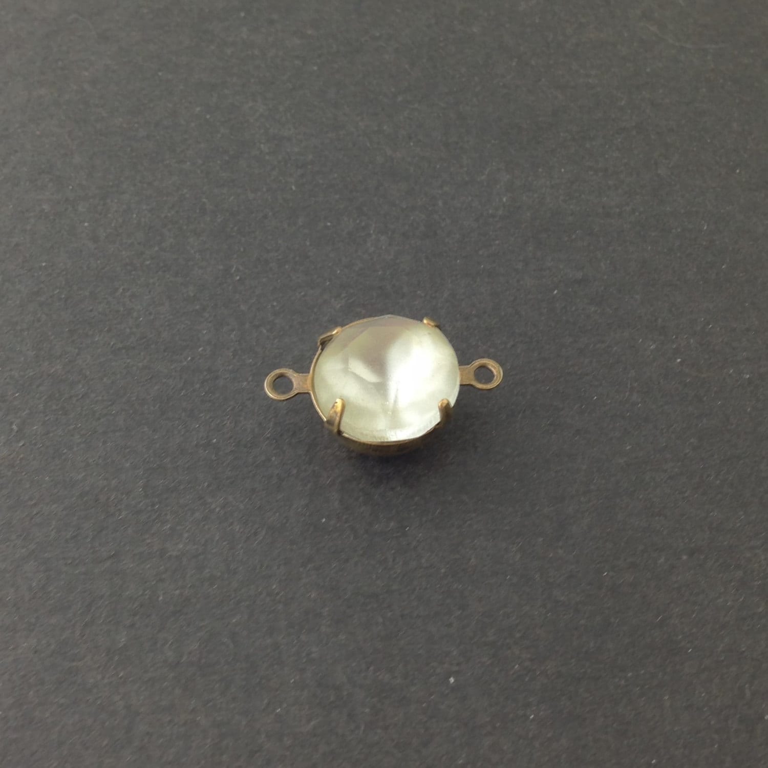 Vintage Faceted Matte Crystal Glass Stones 2 Loop Brass Ox Settings 11mm rnd014E2