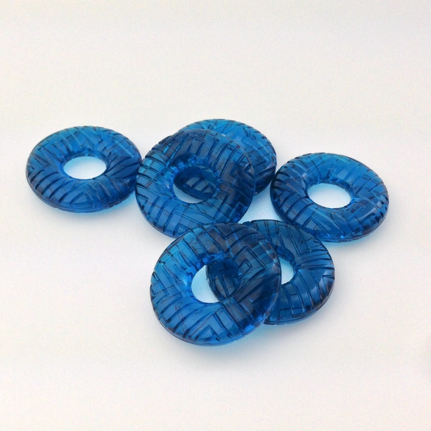 Vintage Teal Blue Etched Acrylic Hoop Ring Beads (6) bds1012A