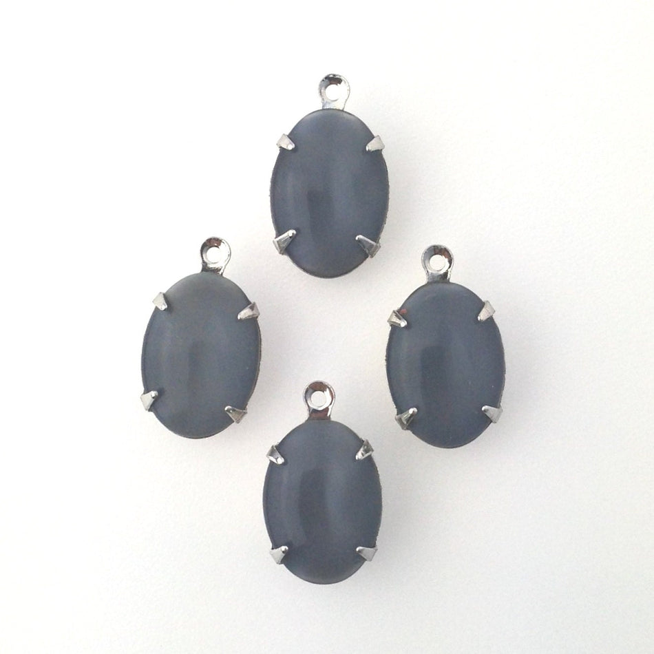 Vintage Grey Moonglow Glass Stone 1 Loop Silver Setting 14x10mm ovl010N