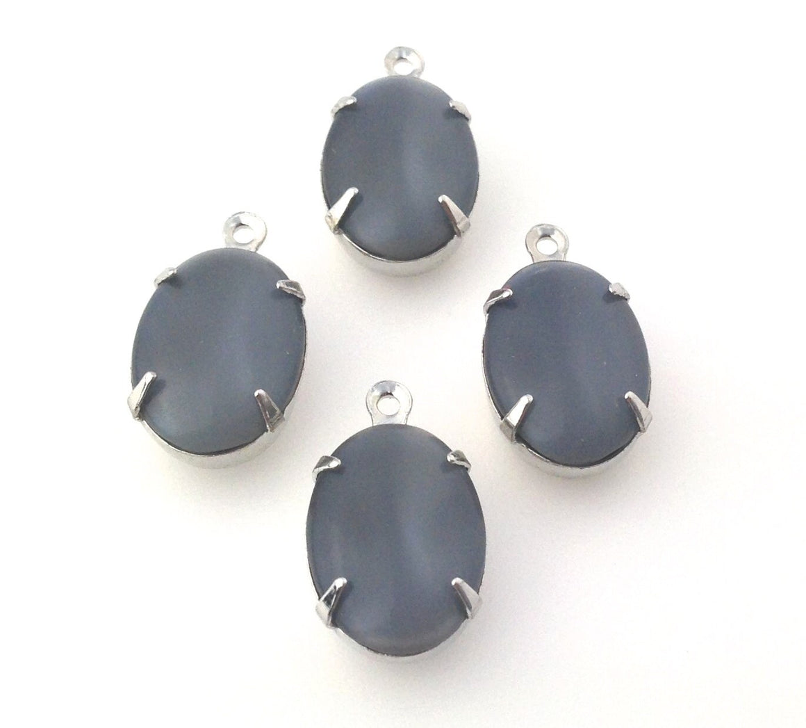 Vintage Grey Moonglow Glass Stone 1 Loop Silver Setting 14x10mm ovl010N