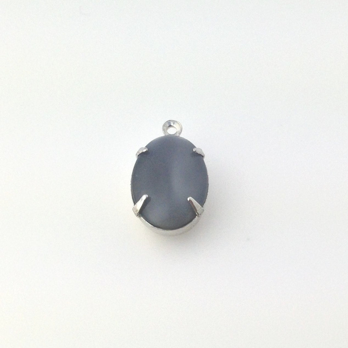 Vintage Grey Moonglow Glass Stone 1 Loop Silver Setting 14x10mm ovl010N