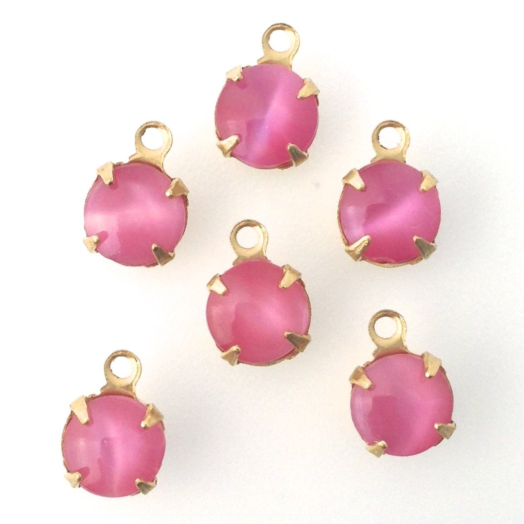Pink Moonglow Glass Stone 1 Loop Brass Setting Drops 7mm (6) rnd001Y