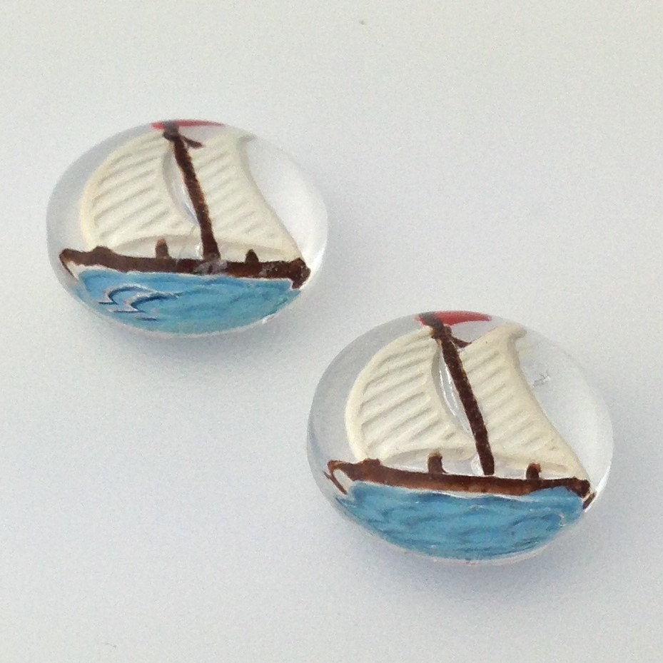 13mm Sailboat Glass Round Intaglios (2)