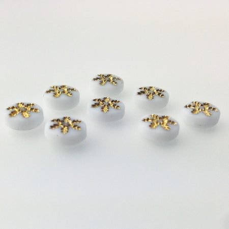 Vintage White and Gold Snowflake or Daisy Cabochons 7mm (8) cab205B