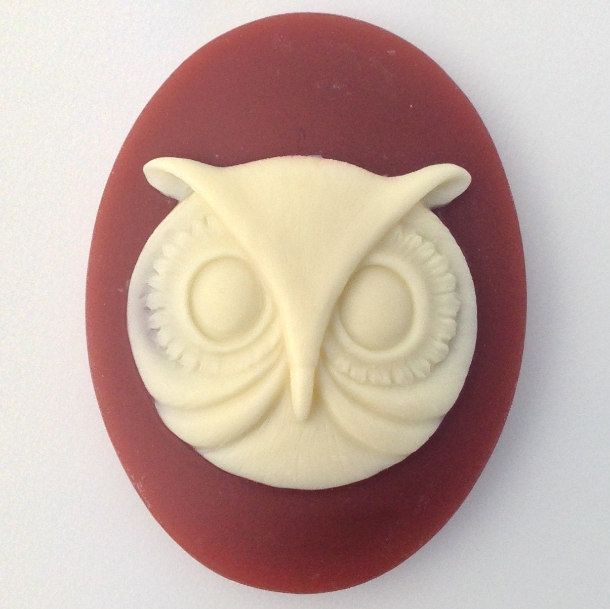 Ivory Owl Face on Carnelian Cameo Acrylic Cabochons 40x30mm (2) cab842J