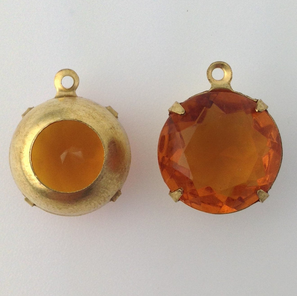 Vintage Topaz Faceted Glass Stones 1 Loop Brass Settings 15mm (2) rnd012L