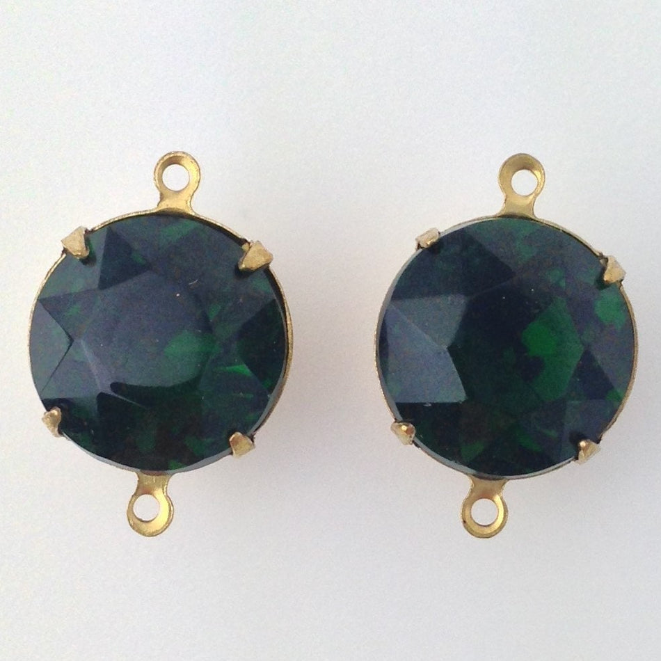 Vintage Turmalin Faceted Glass Stones 2 Loop Brass Settings 15mm rnd012M2