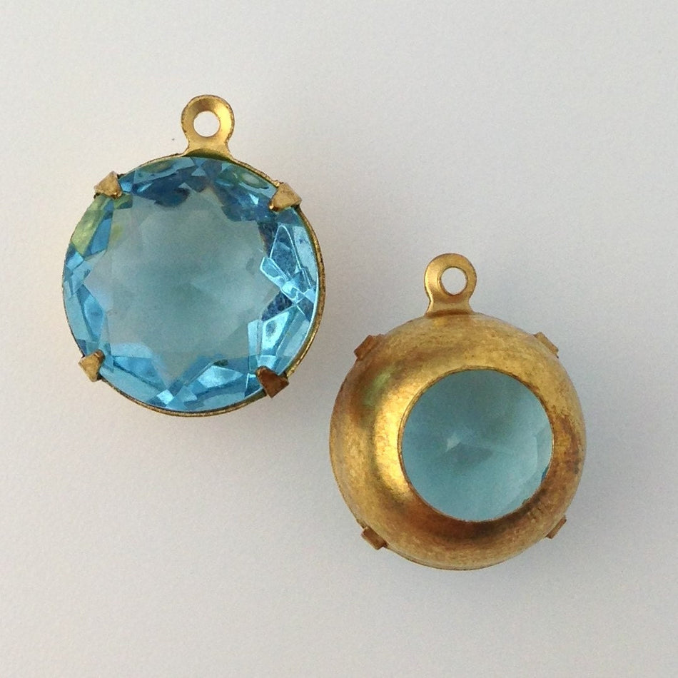 Vintage Aqua Faceted Glass Stones 1 Loop Brass Settings 15mm (2) rnd012N