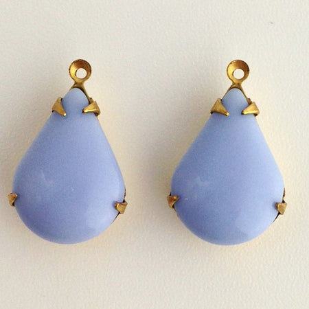 Vintage Light Blue Glass Teardrop Stones 1 Loop Brass Setting 18x12mm (2) par018A