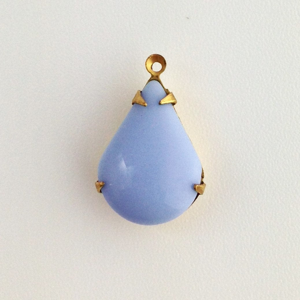 Vintage Light Blue Glass Teardrop Stones 1 Loop Brass Setting 18x12mm (2) par018A