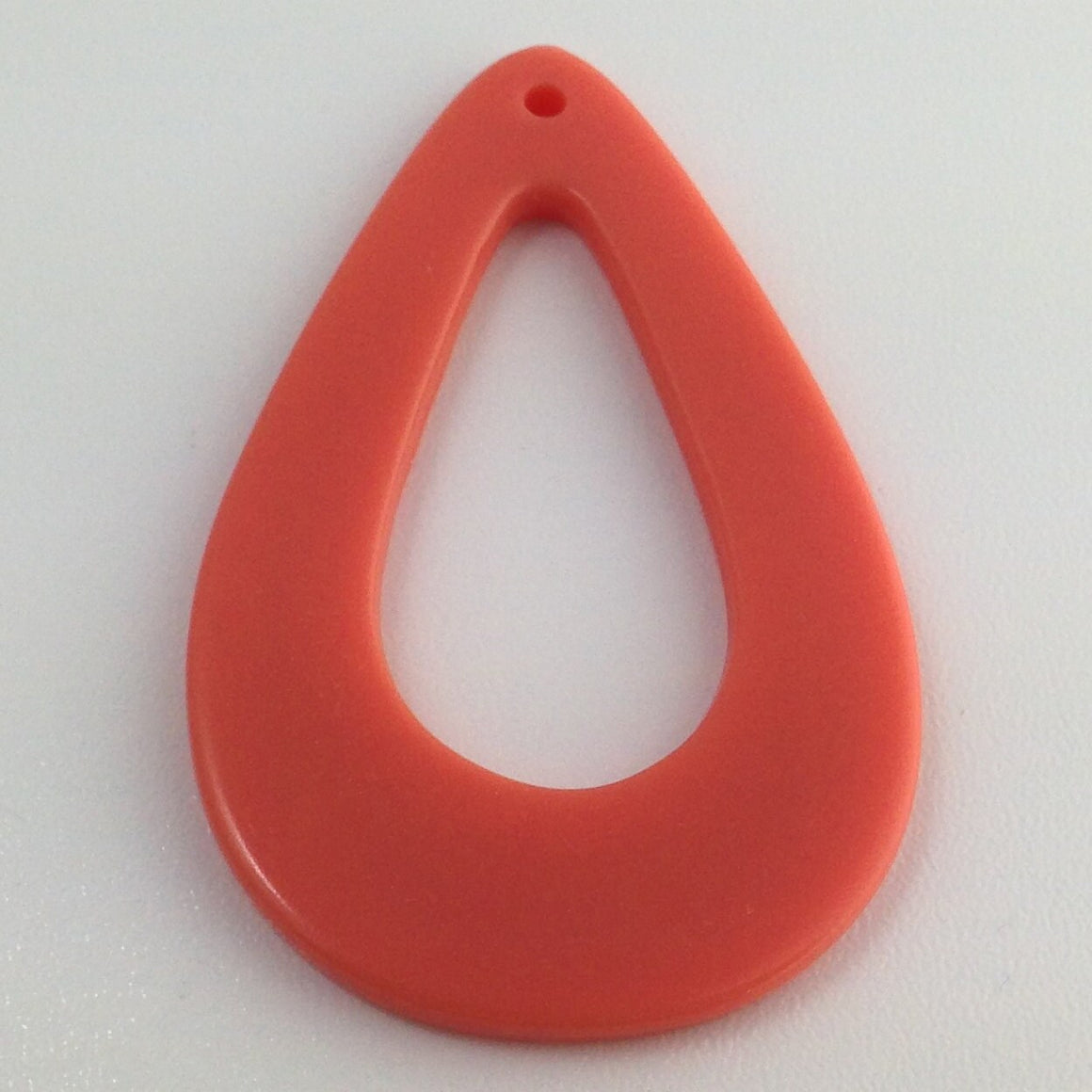 Vintage Tangerine Soft Orange Teardrop Hoop Pendants (4) hps054D
