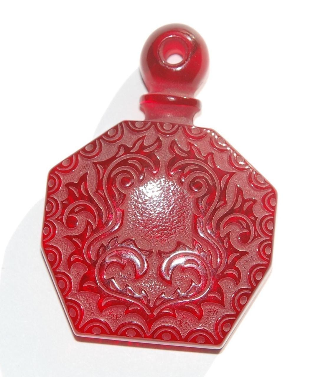 Ruby Red Etched Faux Perfume Lucite Bottle Pendant Vintage pnd064D