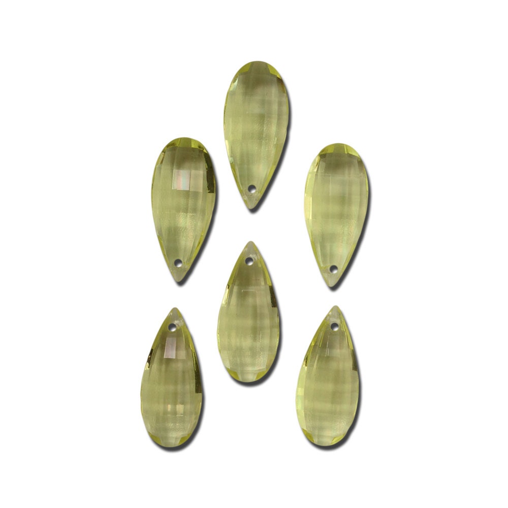 Vintage Faceted Yellow Acrylic Teardrop Pendant (6) pnd031A