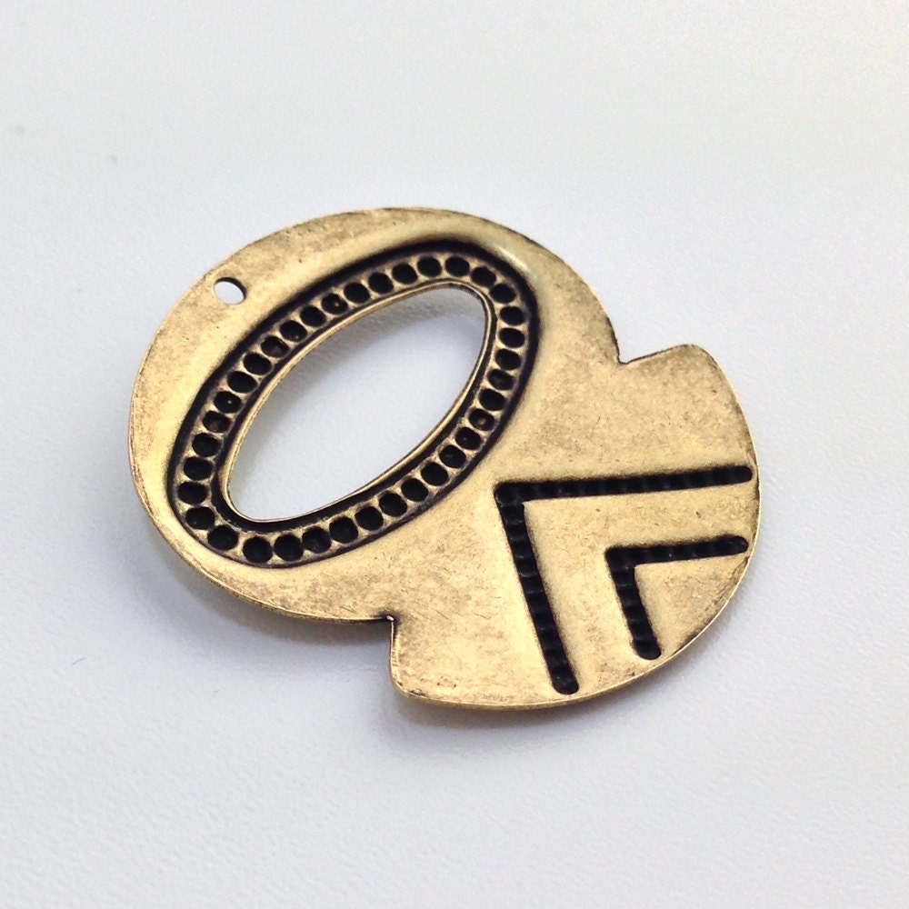 1 Hole Brass Ox Rounded Hoop Tribal Pendant 31x30mm (6) mtl427D