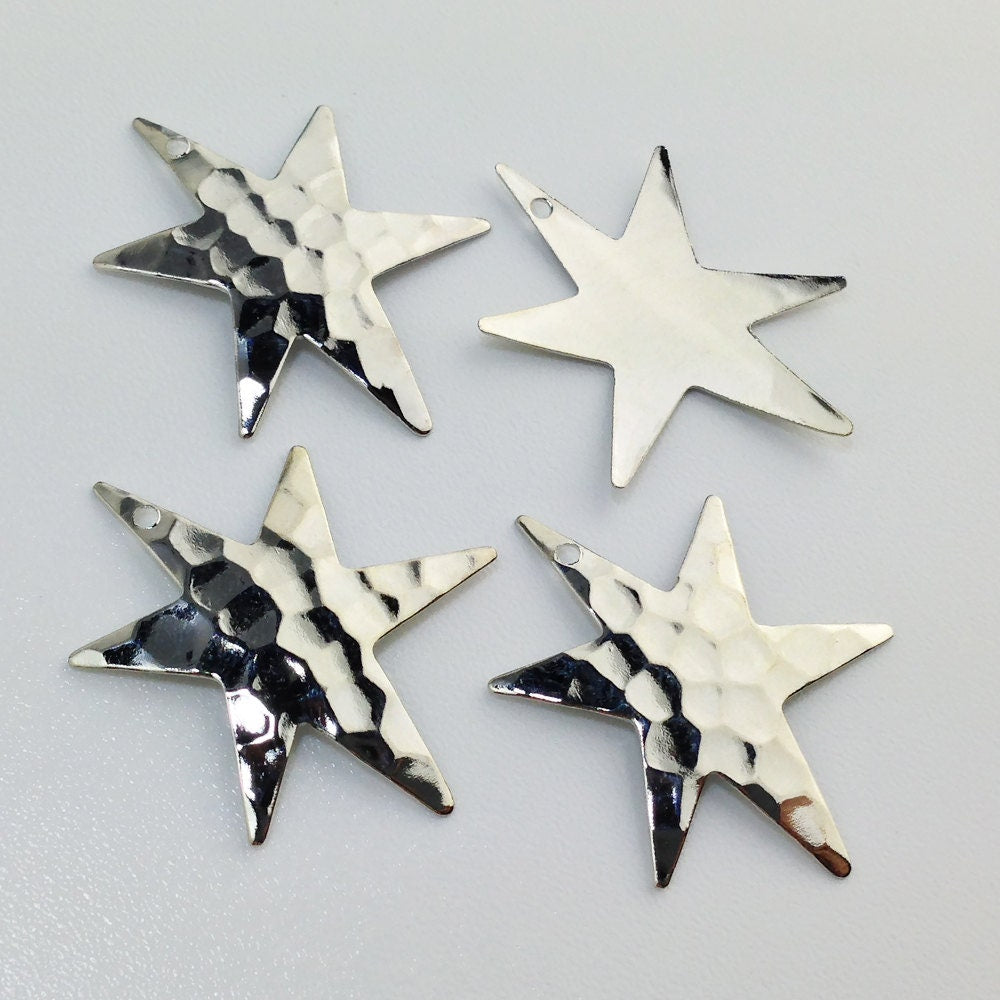 1 Hole Hammered Silver Plated Star Pendant Drops (4) mtl411B