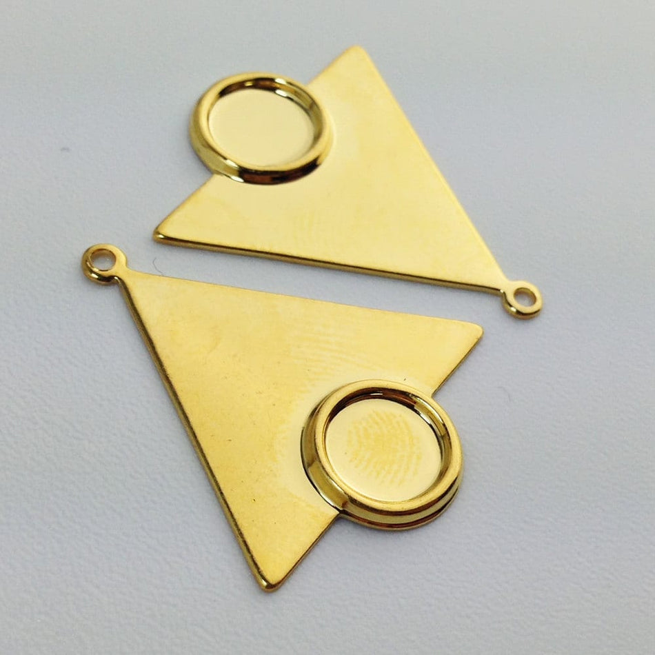 1 Loop Gold Plated Triangle Drops Charms with 7mm Setting 24x22mm (6) mtl066J
