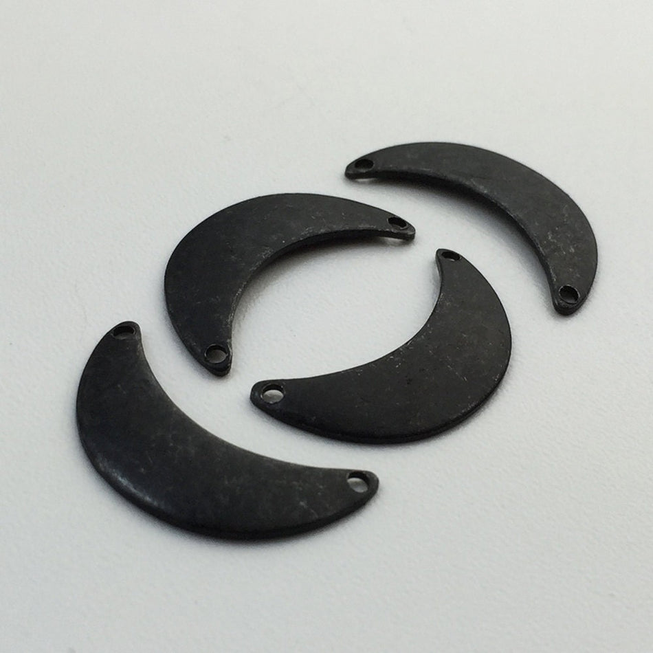 2 Hole Matte Black Small Crescent Pendant Connector (8) mtl388E