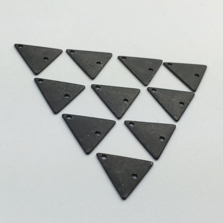 2 Hole Matte Black Plated Triangle Connector Link Charms Drops 13mm (10) mtl147S