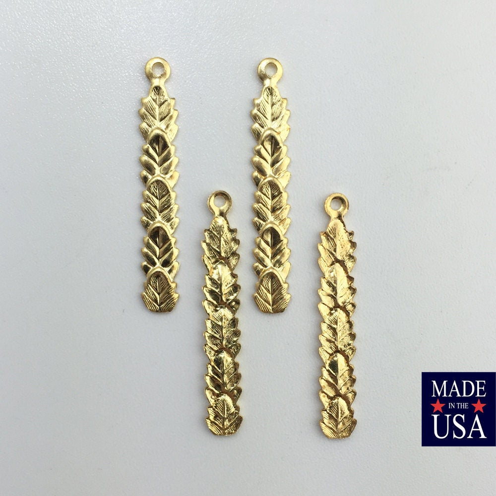 Gold Plated 1 Loop 5 Leaf Layered Pendant 35mm (6) mtl506A