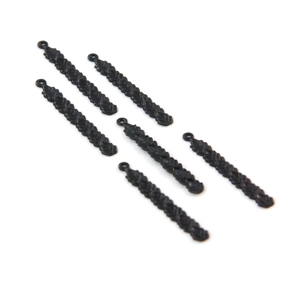 Matte Black 1 Loop 6 Leaf Layered Pendant 43mm (6) mtl423C