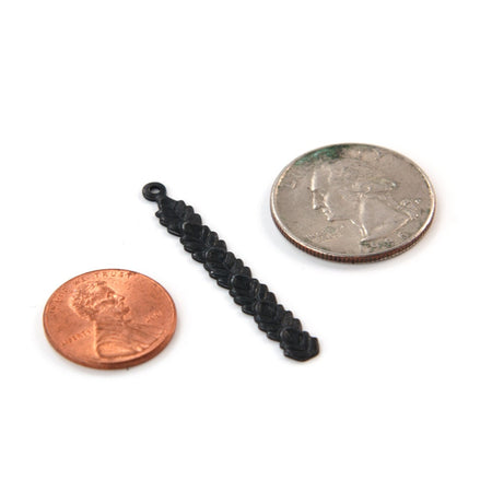 Matte Black 1 Loop 6 Leaf Layered Pendant 43mm (6) mtl423C