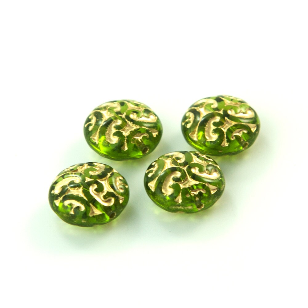 14mm Czech Brocade Olivine with Gold Beads (6)