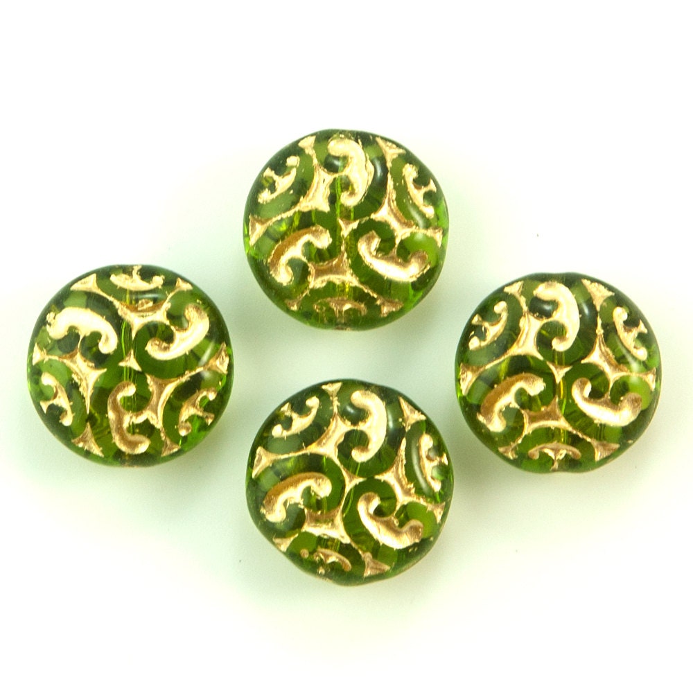 14mm Czech Brocade Olivine with Gold Beads (6)