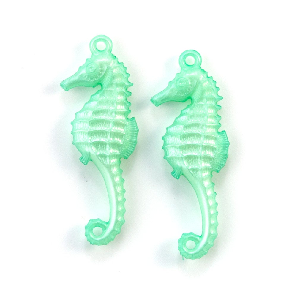Vintage Acrylic West German Aqua Seahorse Pendants Charms pnd063B