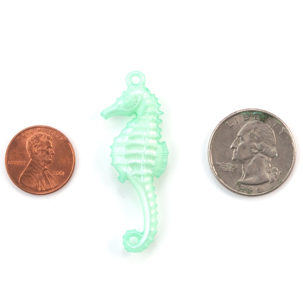 Vintage Acrylic West German Aqua Seahorse Pendants Charms pnd063B
