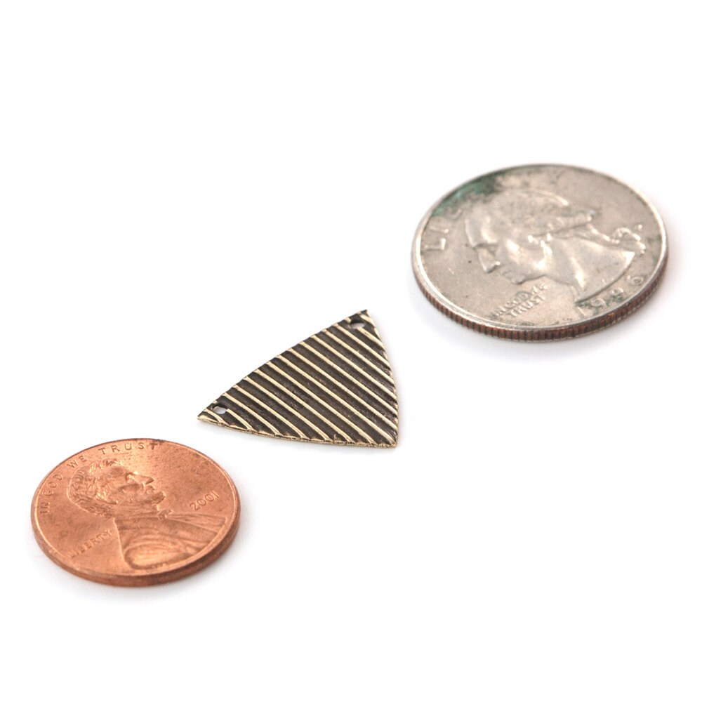 2 Hole Brass Ox Stripe Ribbed Triangle Pendant Findings (8) mtl376C