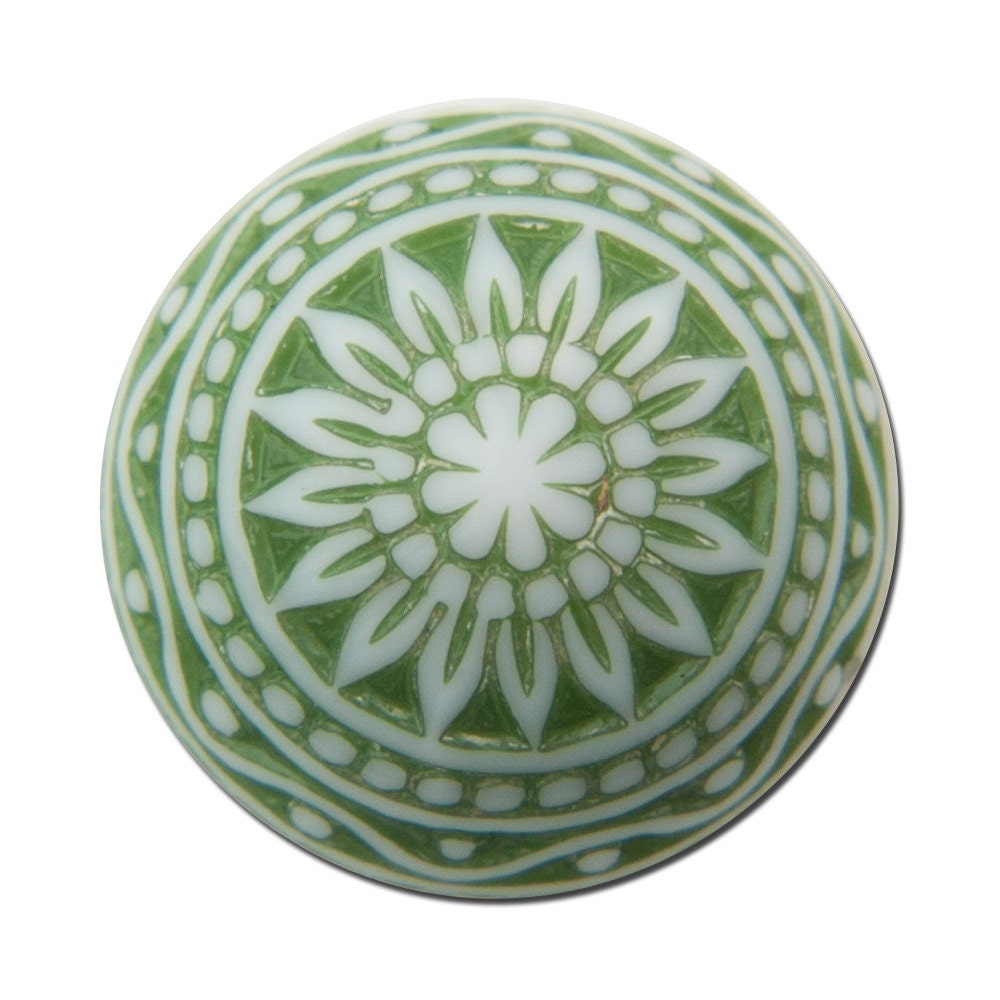 Vintage Etched Mosaic Green and White Cabochons 14mm cab713F