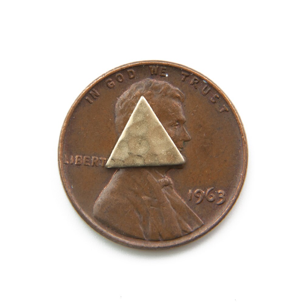 No Hole Hammered Small Raw Brass Triangle 9mm (20) mtl456A