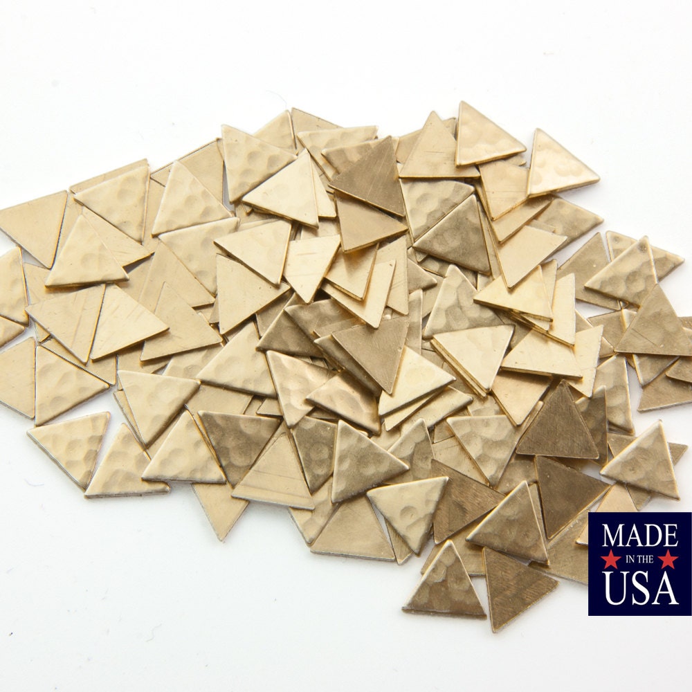 No Hole Hammered Small Raw Brass Triangle 9mm (20) mtl456A