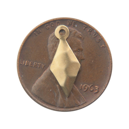 1 loop Hammered Small Raw Brass Diamond 15mmx6mm (16) mtl463A