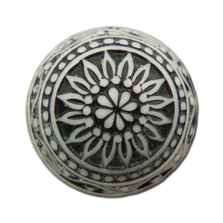 Vintage Etched Mosaic Black and White Cabochons 18mm (2) cab710E